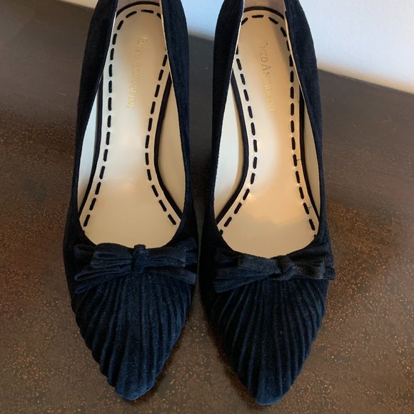 Enzo Angiolini Shoes - (SOLD) Enzo Angiolini black suede heels